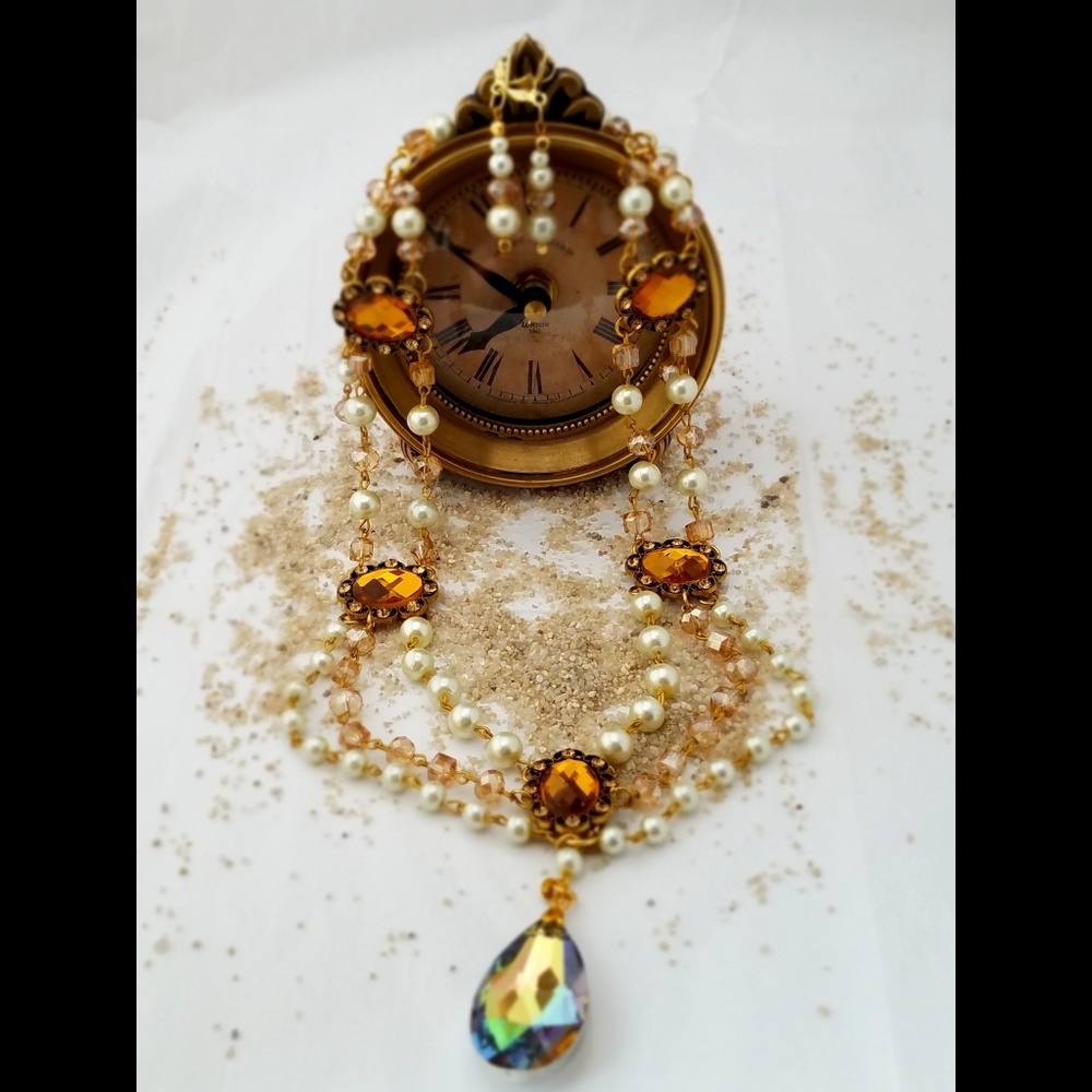 Woman's Jewelry